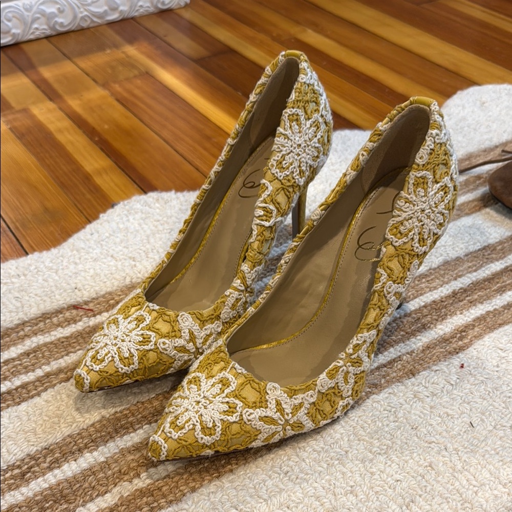 Sam Edelman Yellow and White Heels with Intricate Design